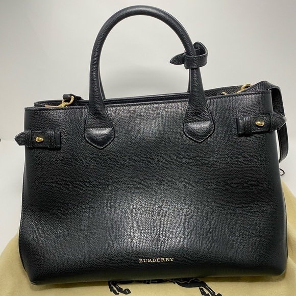 Burberry Medium Banner Bag Black - Picture 1 of 16